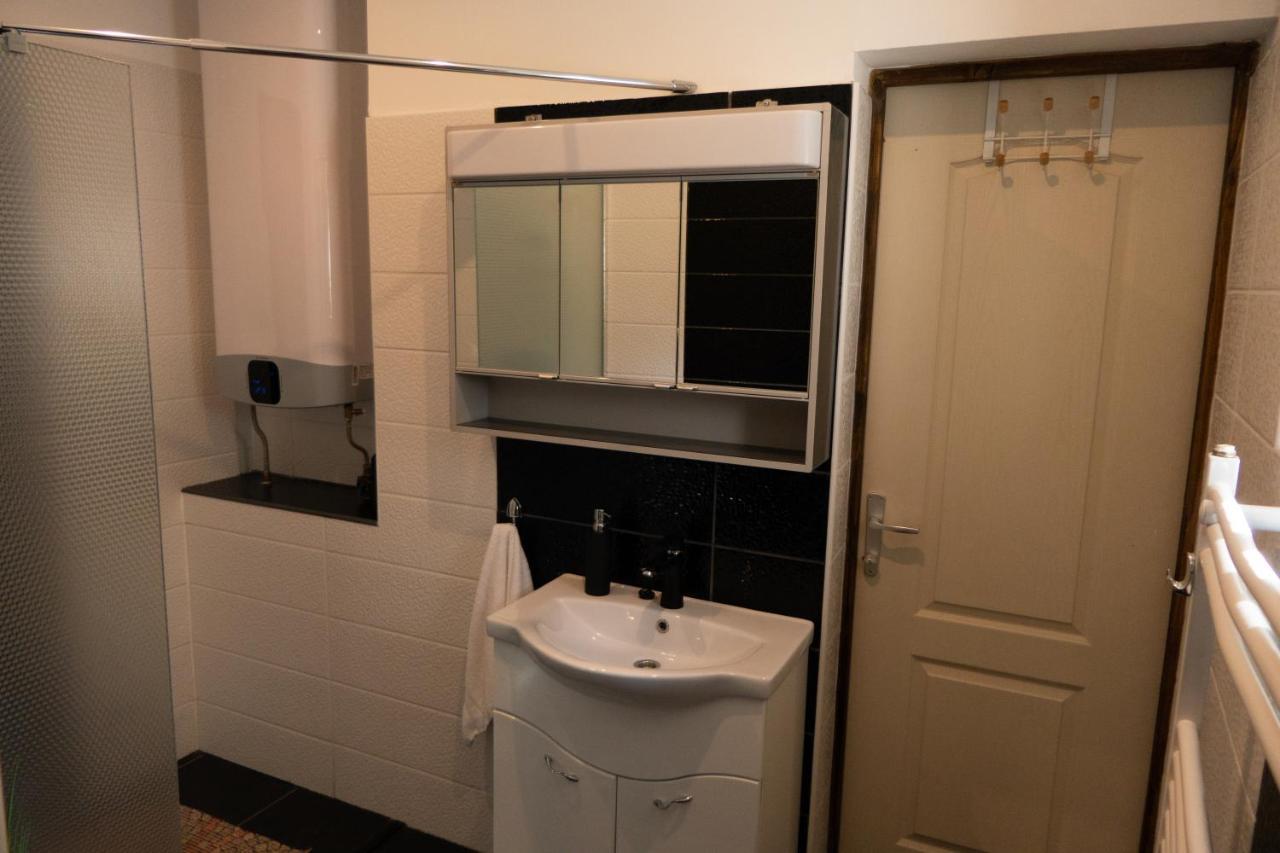Pontyhalász Vendégház Tiszabábolna Exterior foto
